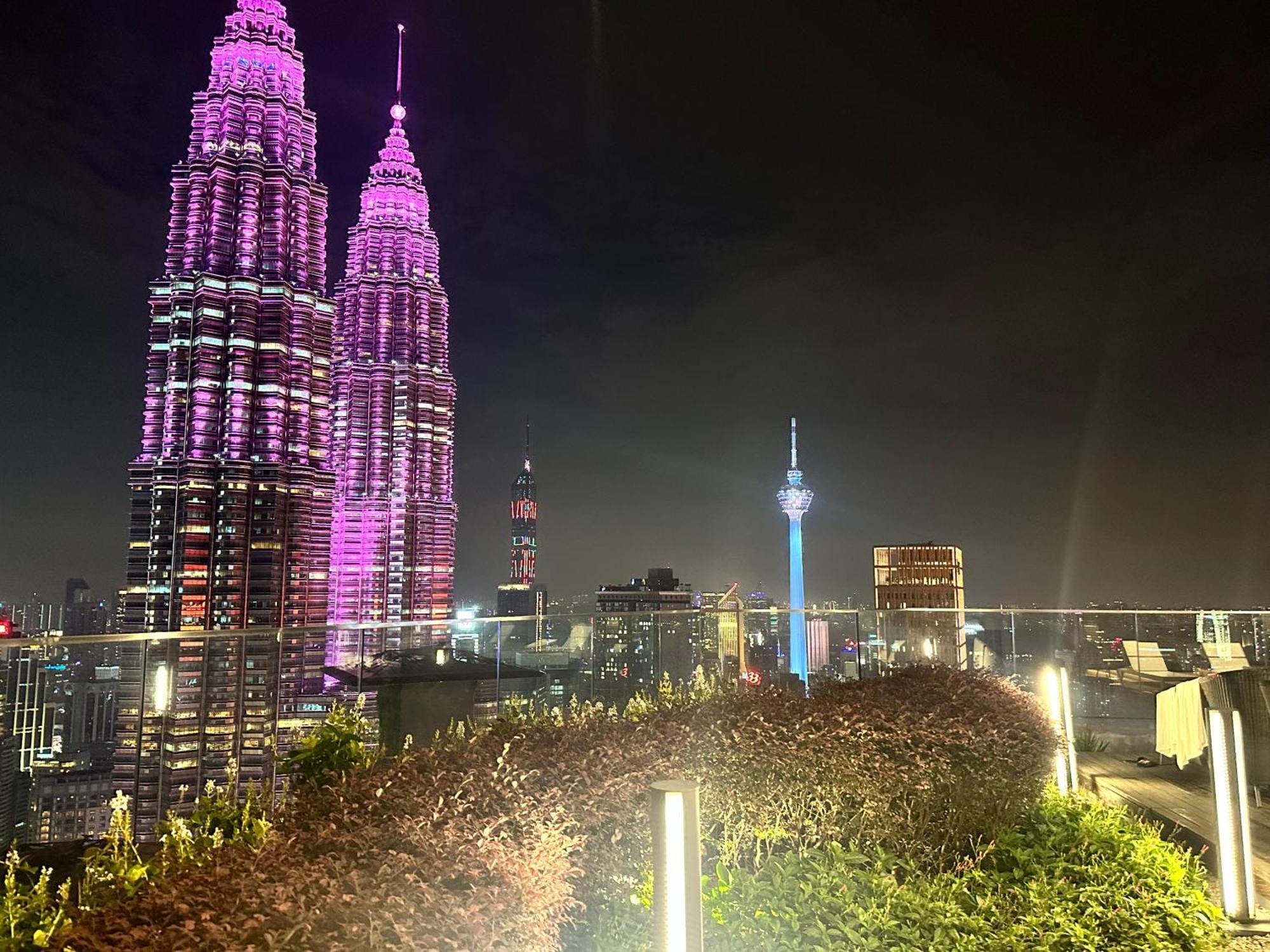 Star At Klcc By Eae Apartment Kuala Lumpur Exterior photo